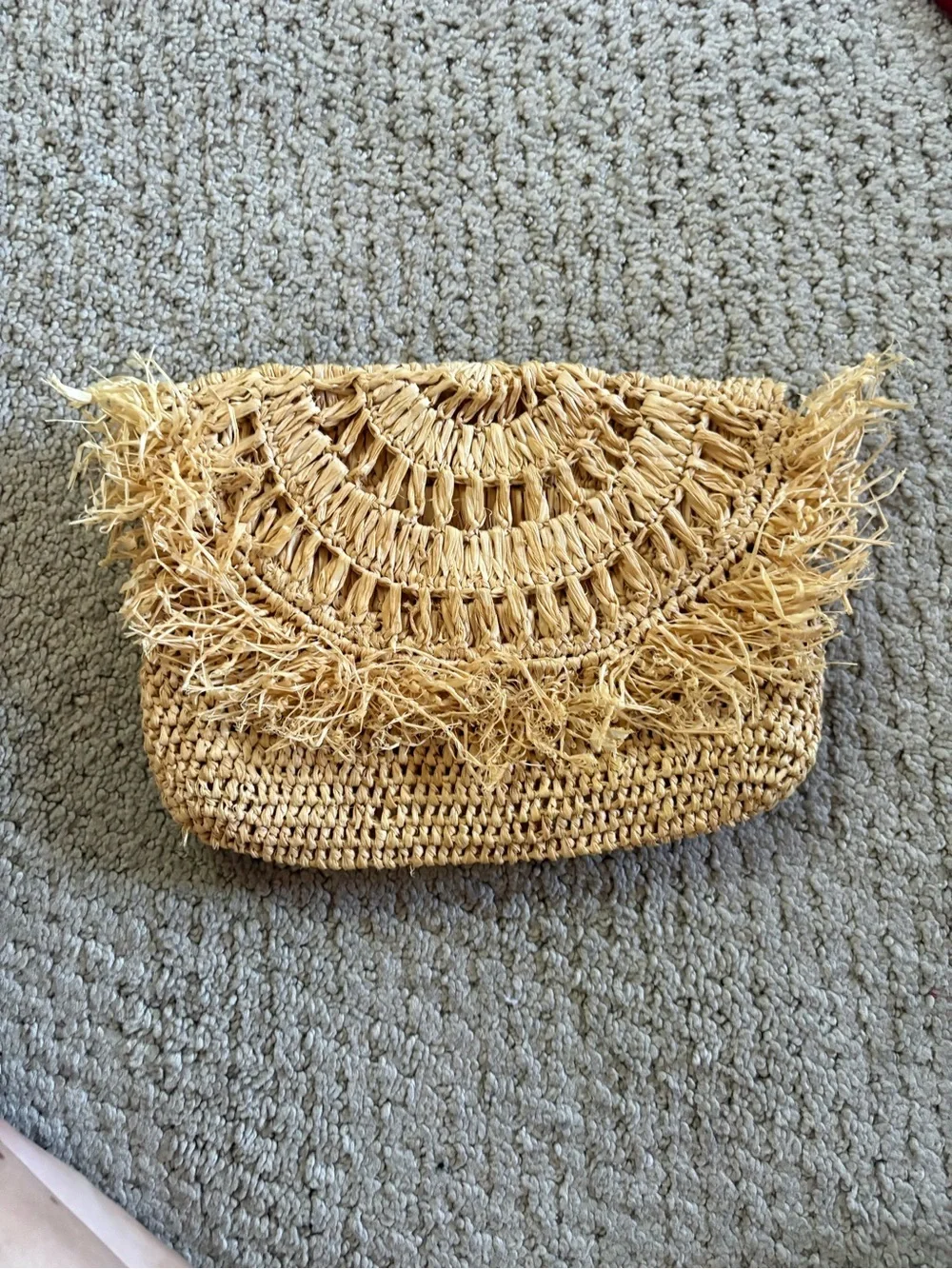 Woven Fringe Straw Clutch - Beige